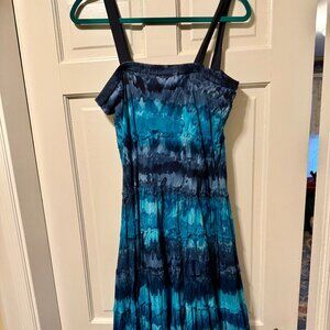 **Solitaire Wms multicolor blue Dress size Med